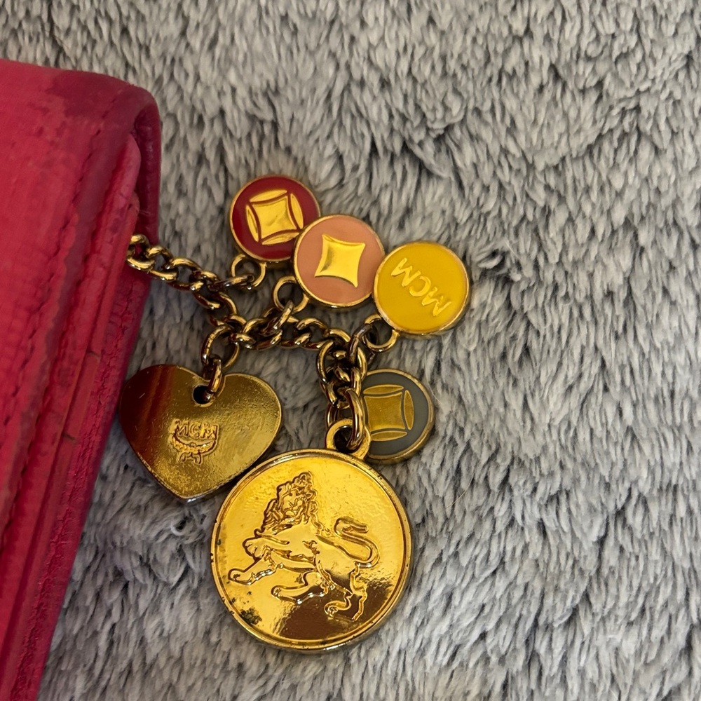 Authentic Vintage MCM Fuchsia Continental Wallet with Gold Accents and COA - Picture 2 of 16